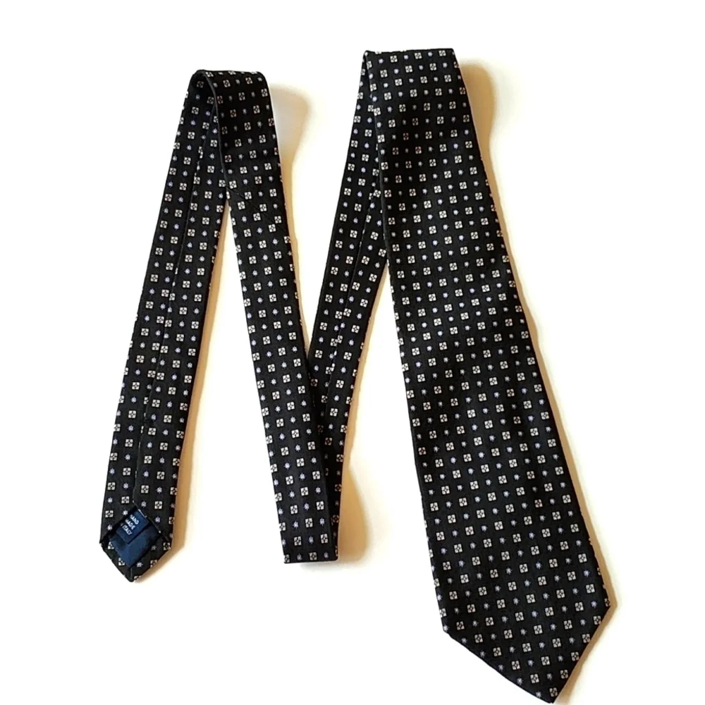 Black and purple patterned Italian silk tie